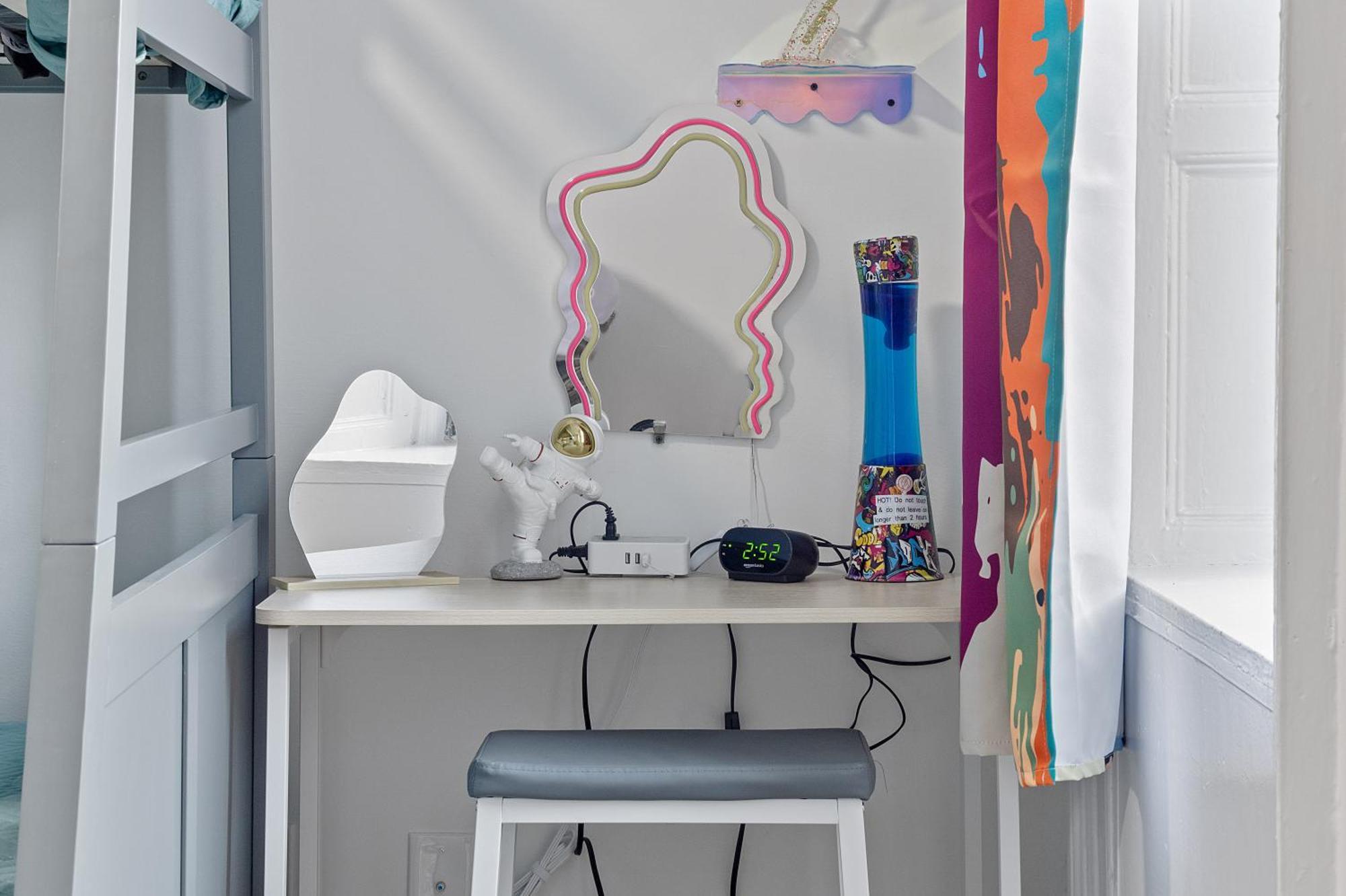 Apartament Funky & Colorful Urban Getaway, 20 Minutes To Nyc Hoboken Zewnętrze zdjęcie